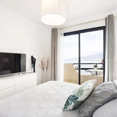 Home2book Beautiful View Of The Bay & Wifi Apartment *